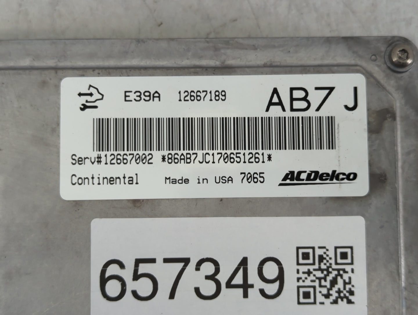 2017 Chevrolet Equinox PCM Engine Control Computer ECU ECM PCU OEM P/N:E39A 12667189 Fits Fits 2018 2019 2020 OEM Used Auto 
