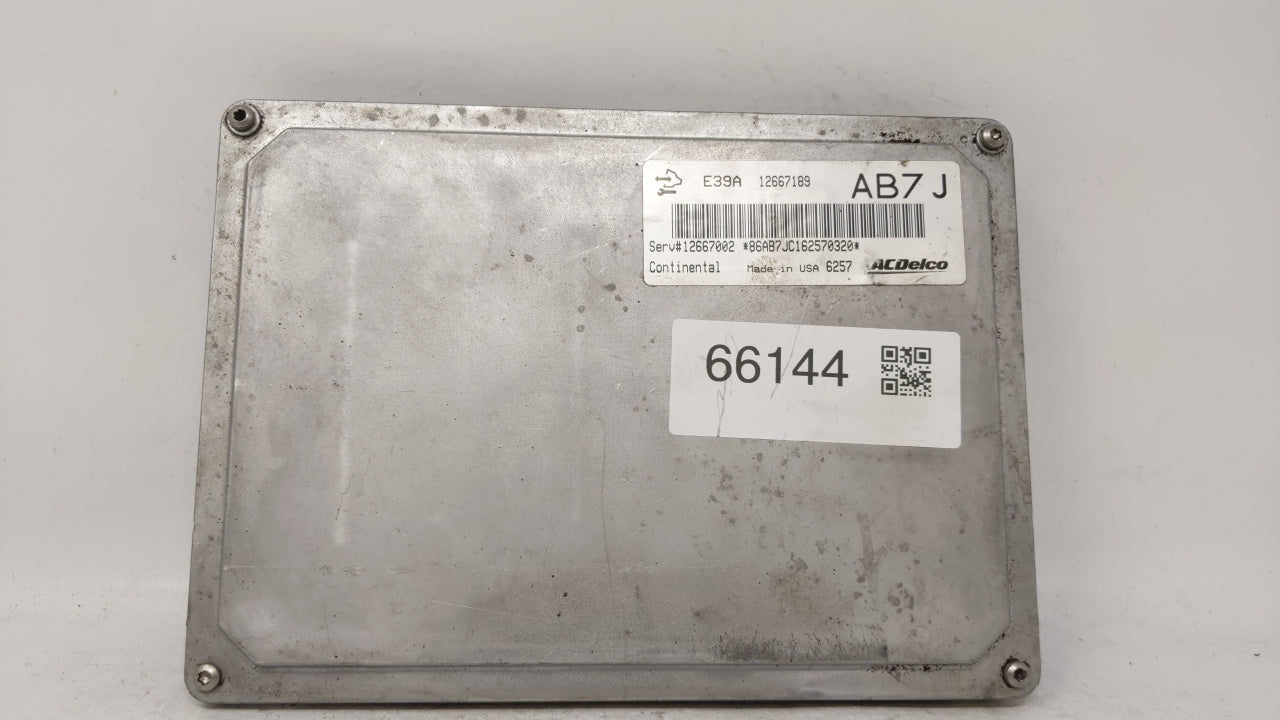 2017 Chevrolet Equinox PCM Engine Control Computer ECU ECM PCU OEM P/N:12667002 12667189 Fits Fits 2018 2019 OEM Used Auto P