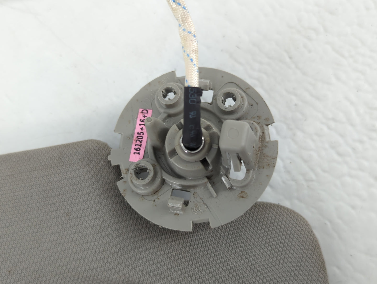 2010-2017 Chevrolet Equinox Sun Visor Shade Replacement Passenger Right Mirror Fits Fits 2010 2011 2012 2013 2014 2015 2016 