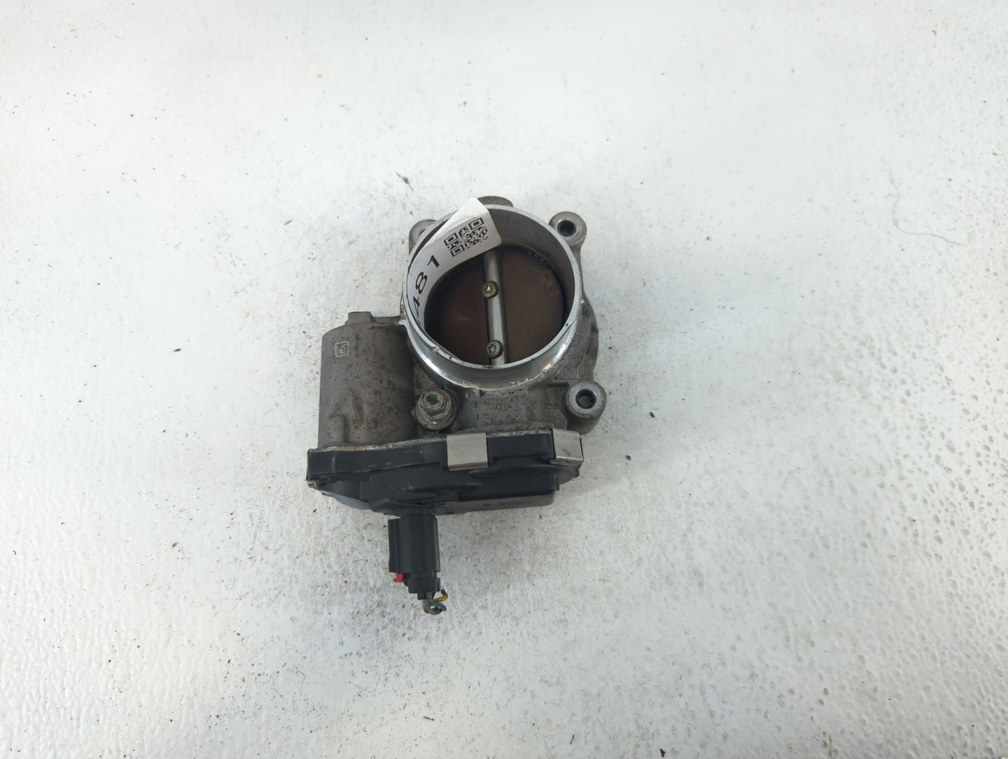 2016-2017 Chevrolet Equinox Throttle Body P/N:12669146AA Fits Fits 2016 2017 OEM Used Auto Parts - Oemusedautoparts1.com