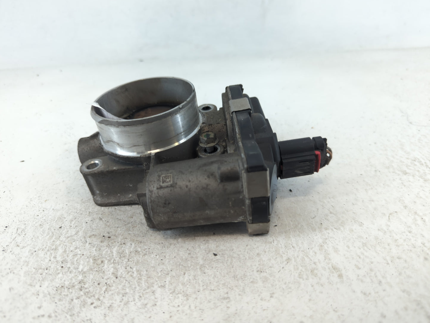 2016-2017 Chevrolet Equinox Throttle Body P/N:12669146AA Fits Fits 2016 2017 OEM Used Auto Parts - Oemusedautoparts1.com