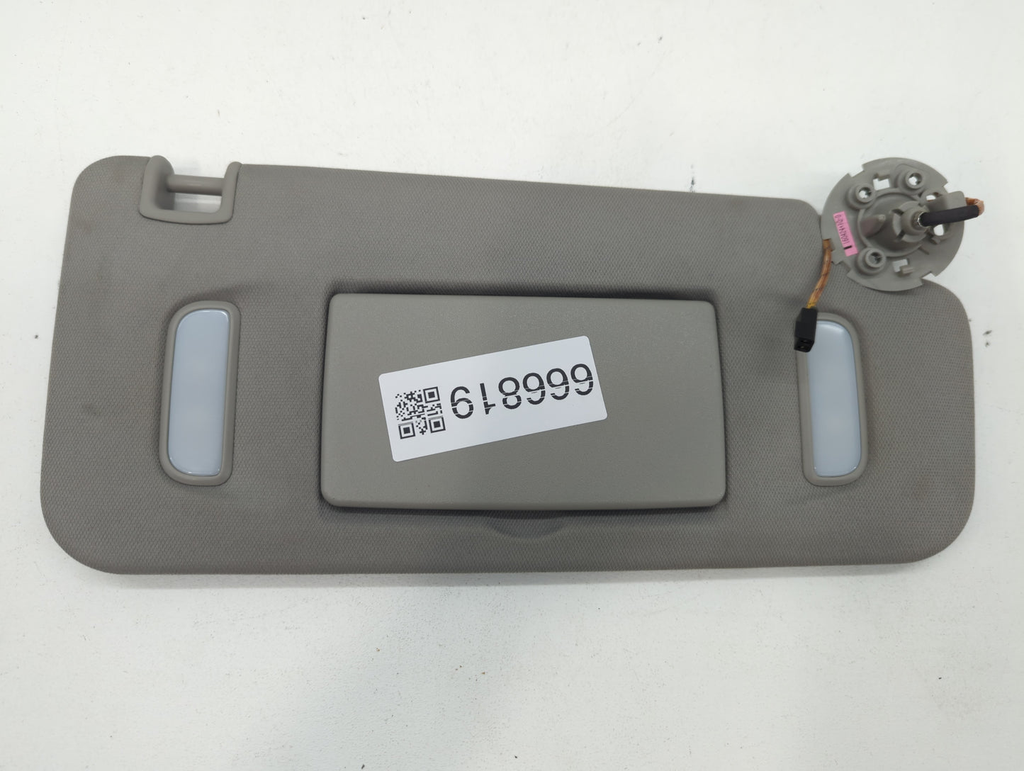 2010-2017 Chevrolet Equinox Sun Visor Shade Replacement Driver Left Mirror Fits Fits 2010 2011 2012 2013 2014 2015 2016 2017