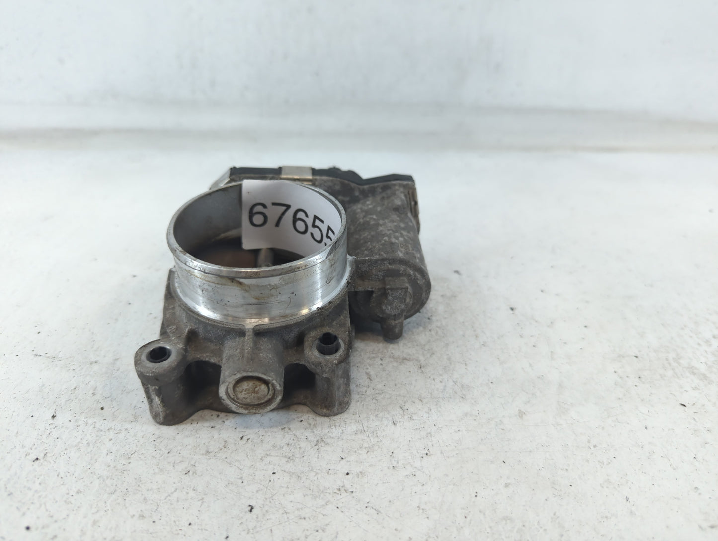 2016-2017 Chevrolet Equinox Throttle Body P/N:12670834AA Fits Fits 2016 2017 OEM Used Auto Parts - Oemusedautoparts1.com