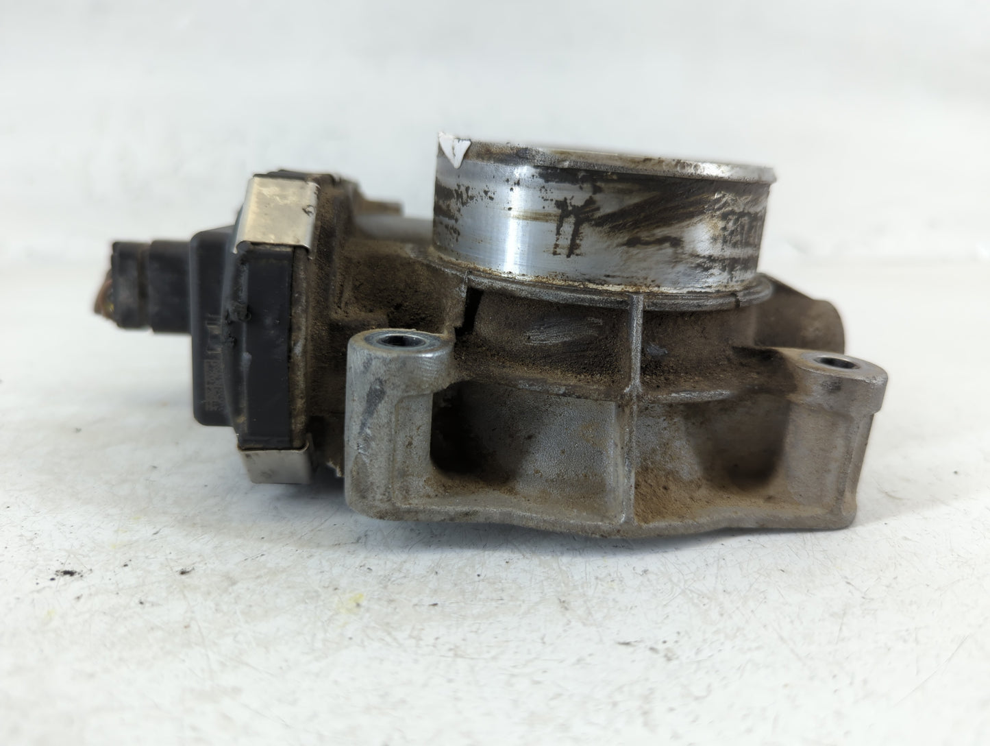 2016-2017 Chevrolet Equinox Throttle Body P/N:12669146AA Fits Fits 2016 2017 OEM Used Auto Parts - Oemusedautoparts1.com