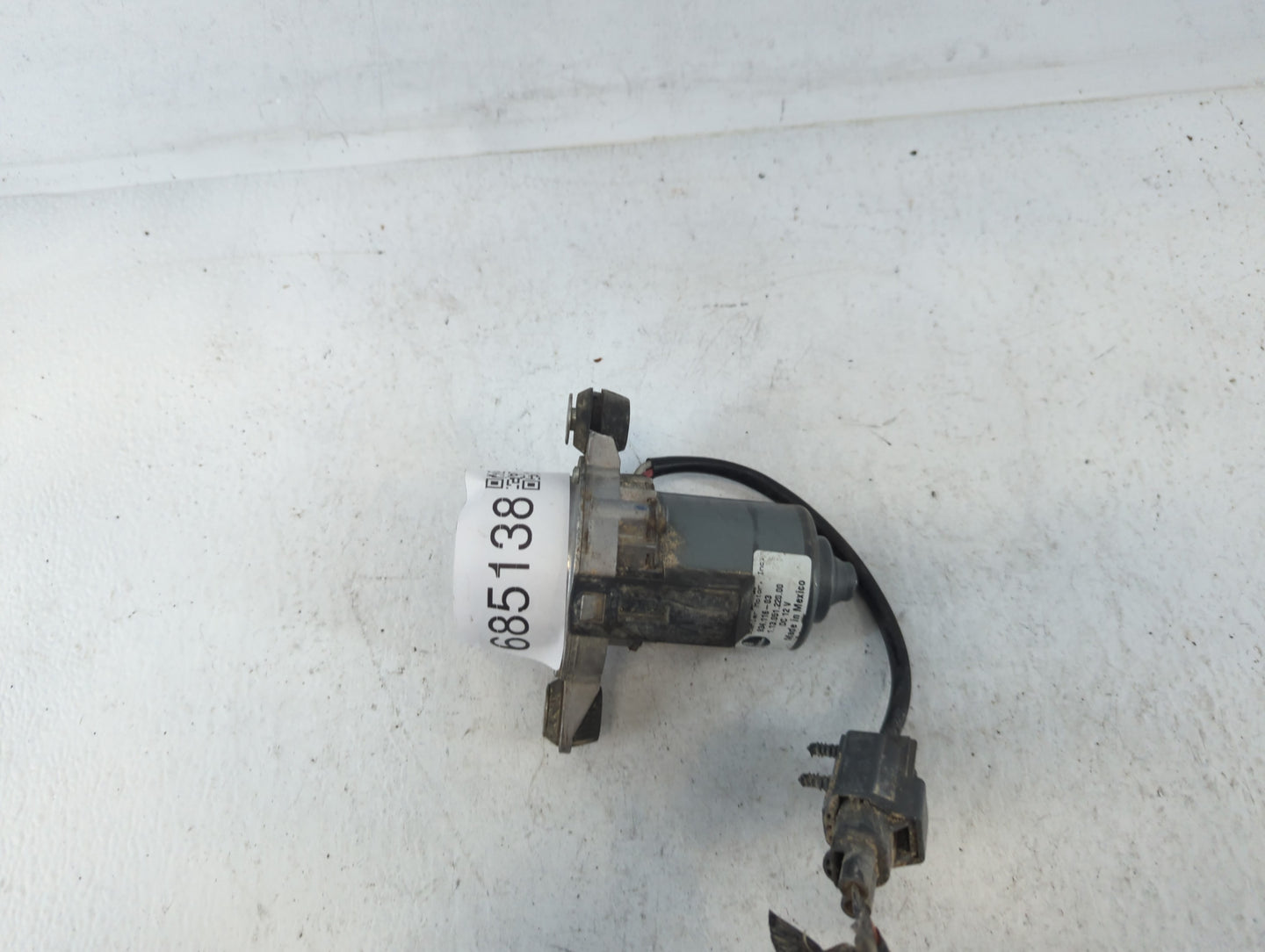 2010-2017 Chevrolet Equinox Central Vaccum Lock Pump 933972-00|20939309 - Oemusedautoparts1.com