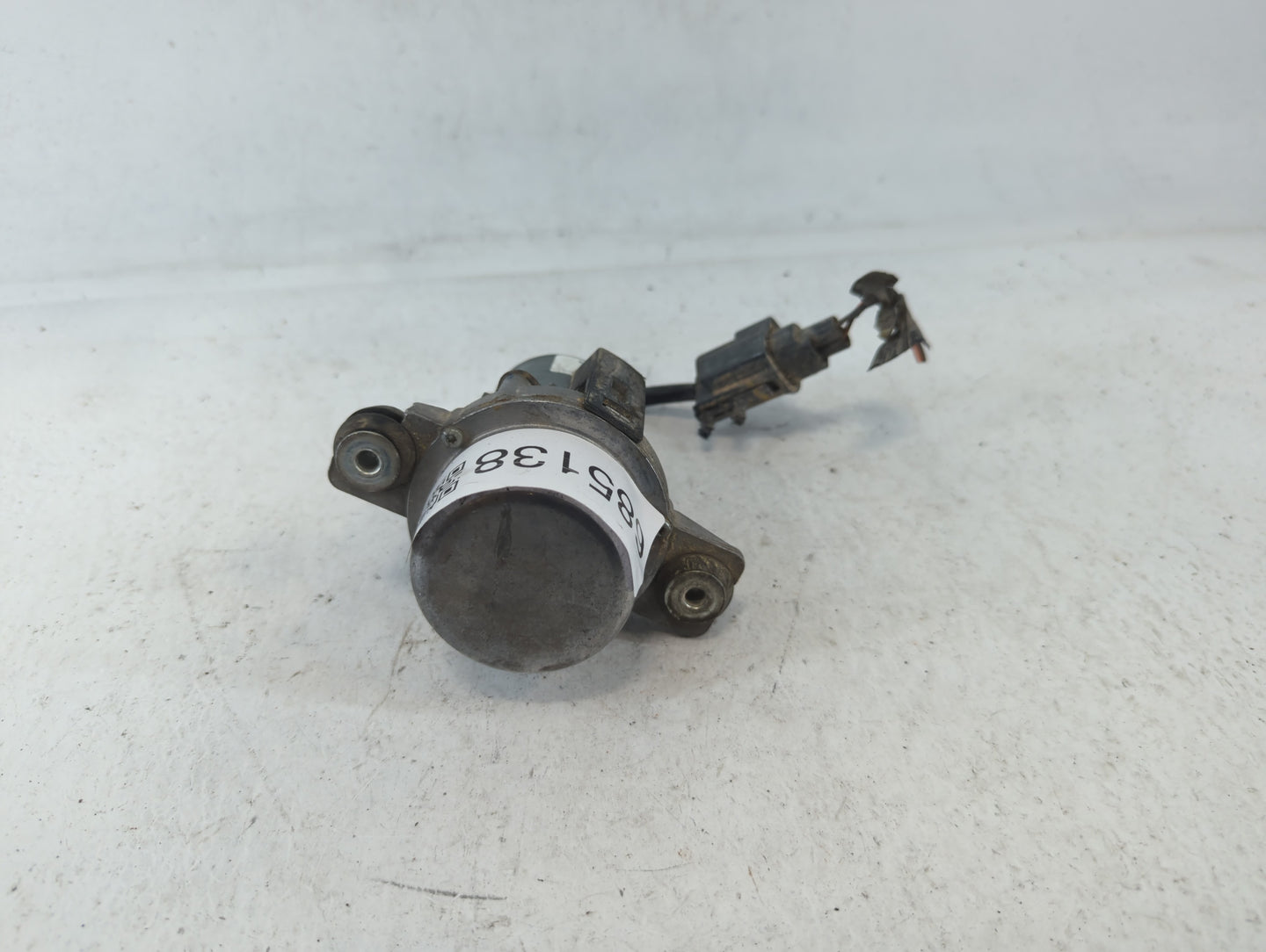 2010-2017 Chevrolet Equinox Central Vaccum Lock Pump 933972-00|20939309 - Oemusedautoparts1.com