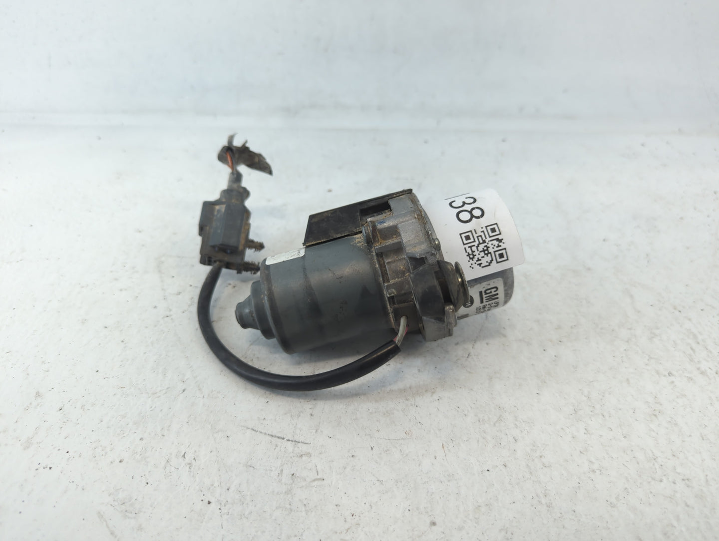2010-2017 Chevrolet Equinox Central Vaccum Lock Pump 933972-00|20939309 - Oemusedautoparts1.com