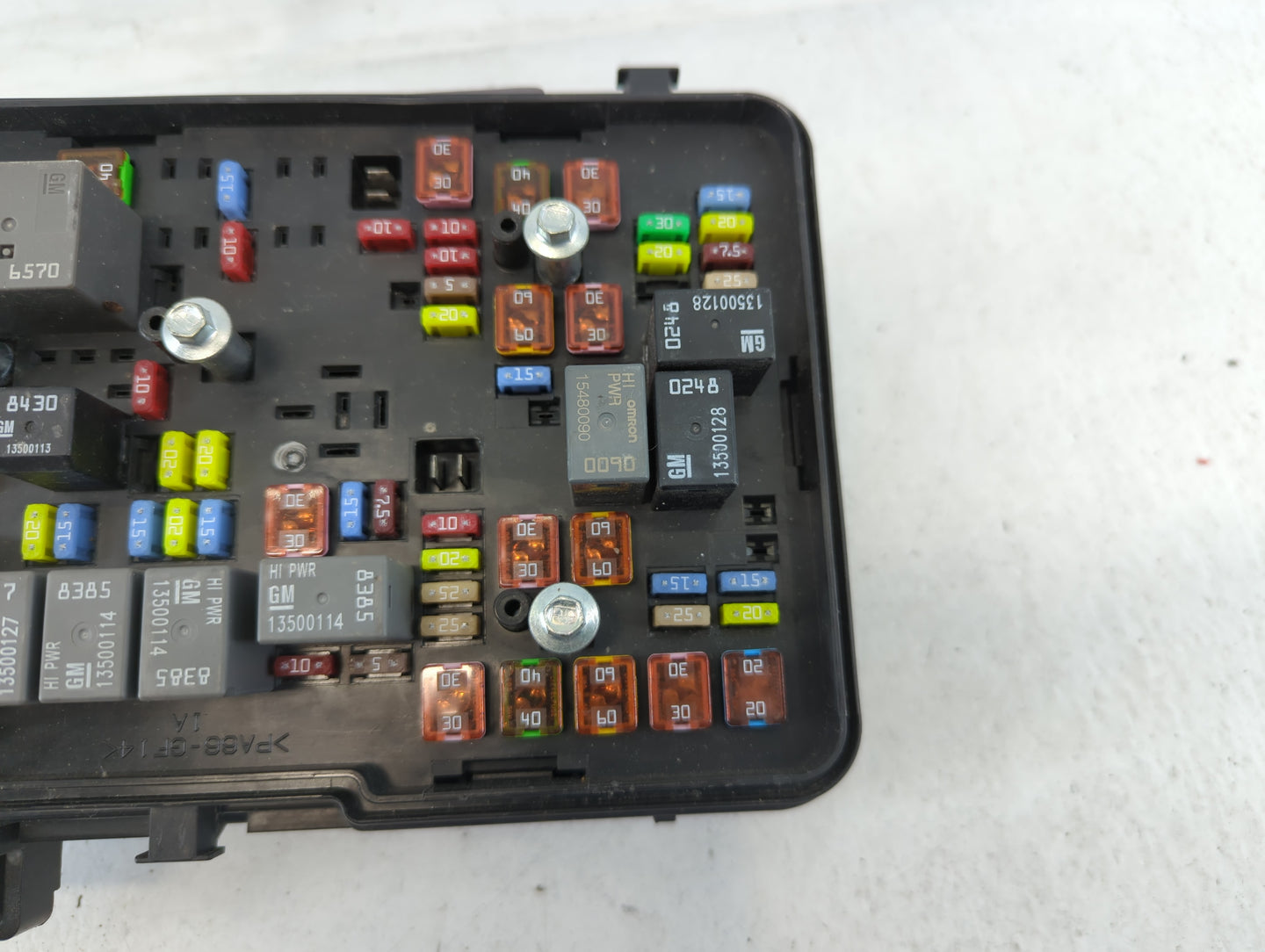 2016-2017 Chevrolet Equinox Fusebox Fuse Box Panel Relay Module Fits Fits 2016 2017 OEM Used Auto Parts - Oemusedautoparts1.