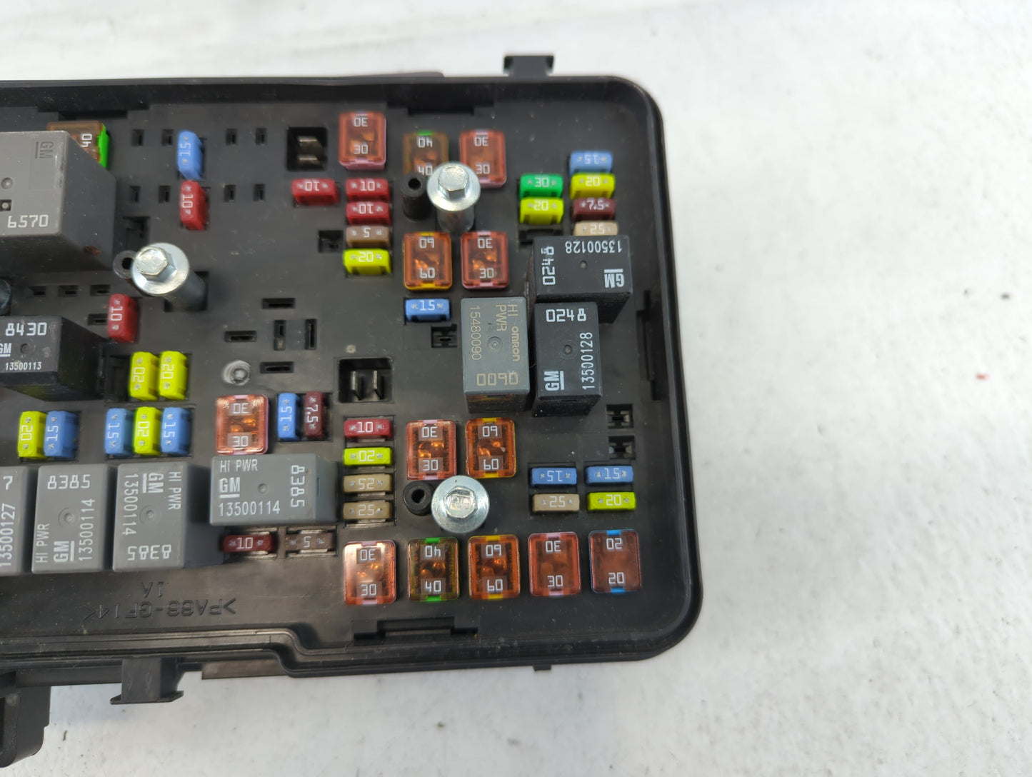 2016-2017 Chevrolet Equinox Fusebox Fuse Box Panel Relay Module Fits Fits 2016 2017 OEM Used Auto Parts - Oemusedautoparts1.
