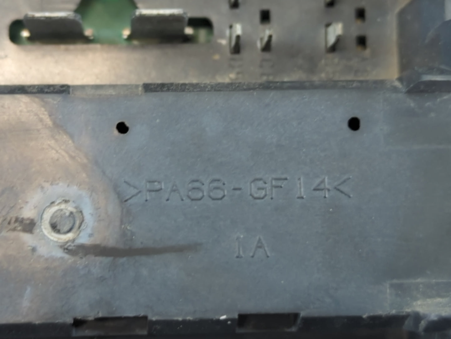 2016-2017 Chevrolet Equinox Fusebox Fuse Box Panel Relay Module Fits Fits 2016 2017 OEM Used Auto Parts - Oemusedautoparts1.