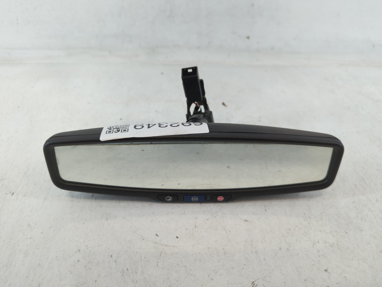 2010-2017 Chevrolet Equinox Interior Rear View Mirror Replacement OEM P/N:E11046392 Fits OEM Used Auto Parts - Oemusedautopa