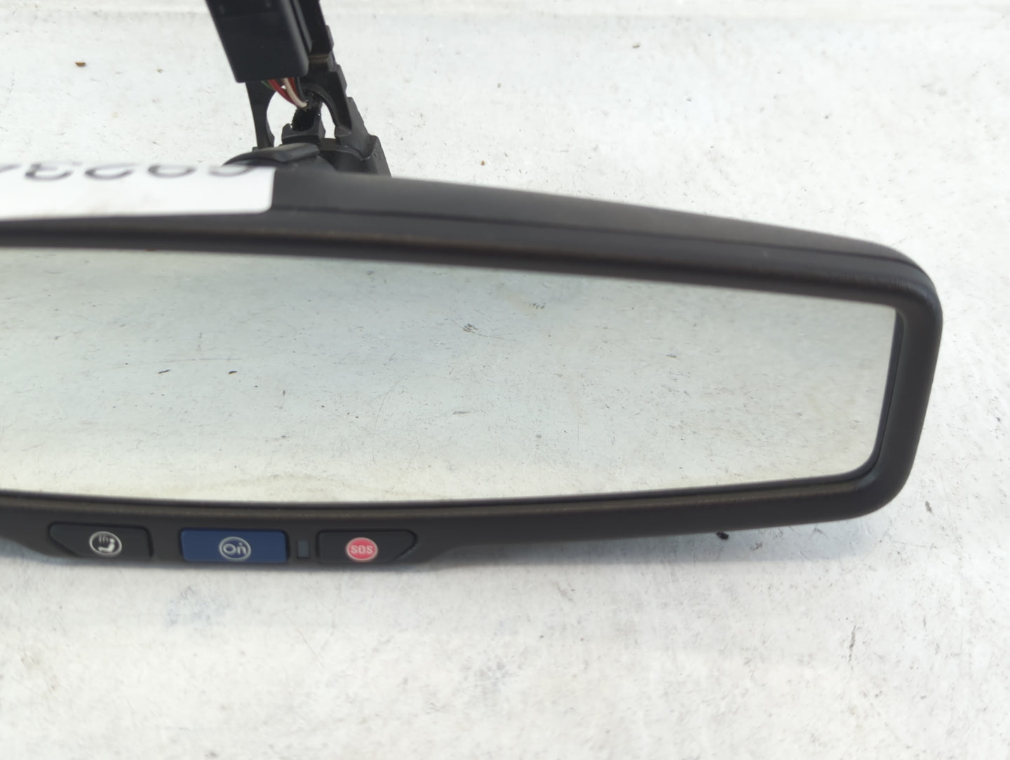 2010-2017 Chevrolet Equinox Interior Rear View Mirror Replacement OEM P/N:E11046392 Fits OEM Used Auto Parts - Oemusedautopa