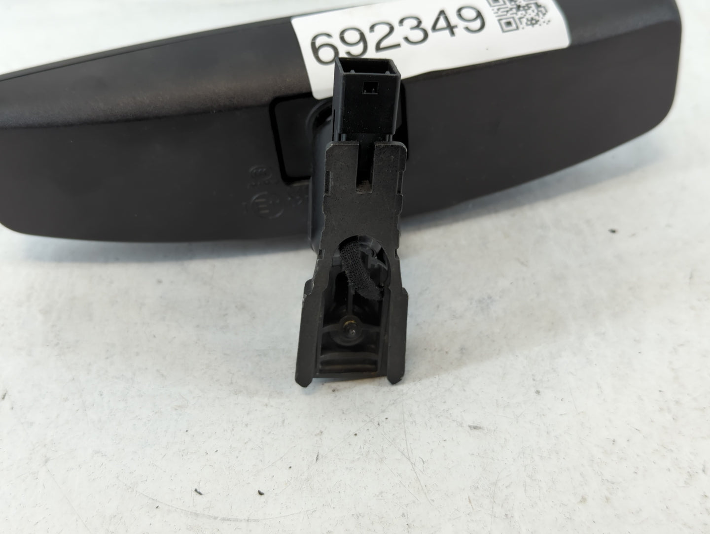 2010-2017 Chevrolet Equinox Interior Rear View Mirror Replacement OEM P/N:E11046392 Fits OEM Used Auto Parts - Oemusedautopa
