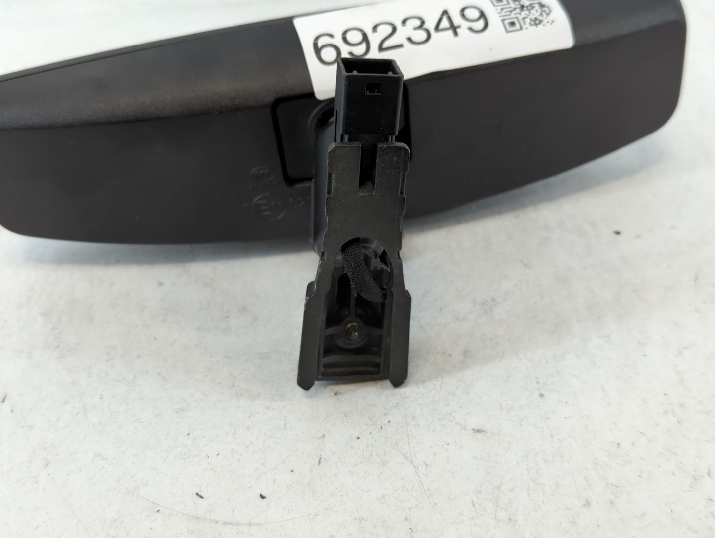 2010-2017 Chevrolet Equinox Interior Rear View Mirror Replacement OEM P/N:E11046392 Fits OEM Used Auto Parts - Oemusedautopa