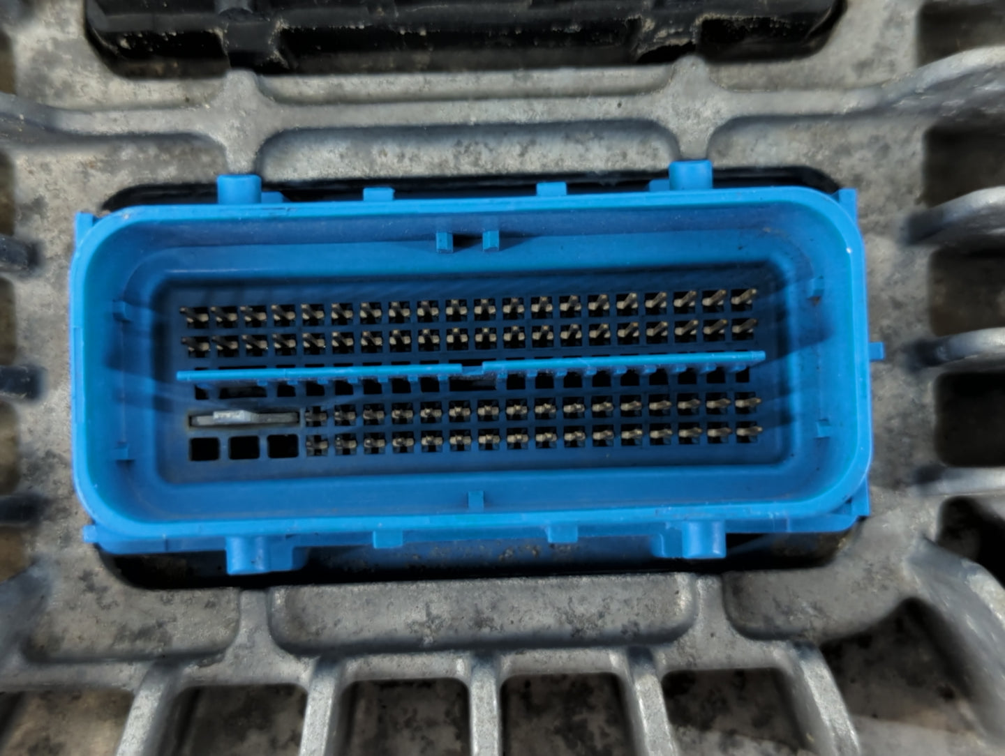 2017 Chevrolet Equinox PCM Engine Control Computer ECU ECM PCU OEM P/N:12667189 E39A 12667189 Fits Fits 2018 2019 2020 OEM U