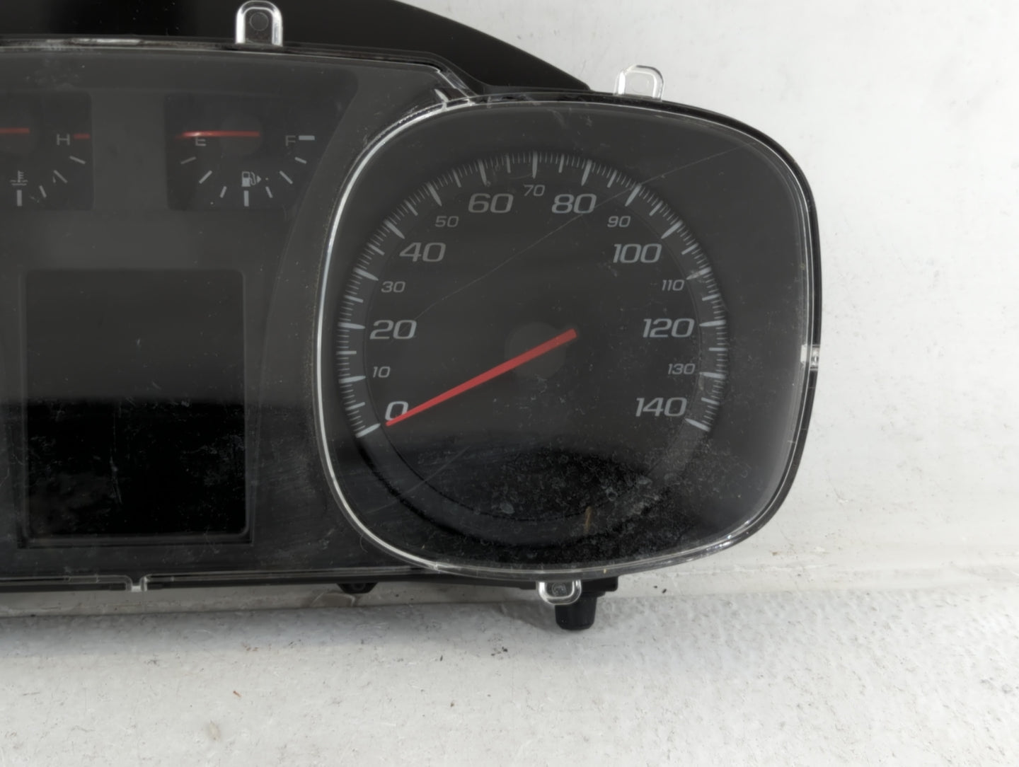 2013-2017 Chevrolet Equinox Instrument Cluster Speedometer Gauges P/N:812703197 Fits Fits 2013 2014 2015 2016 2017 OEM Used 