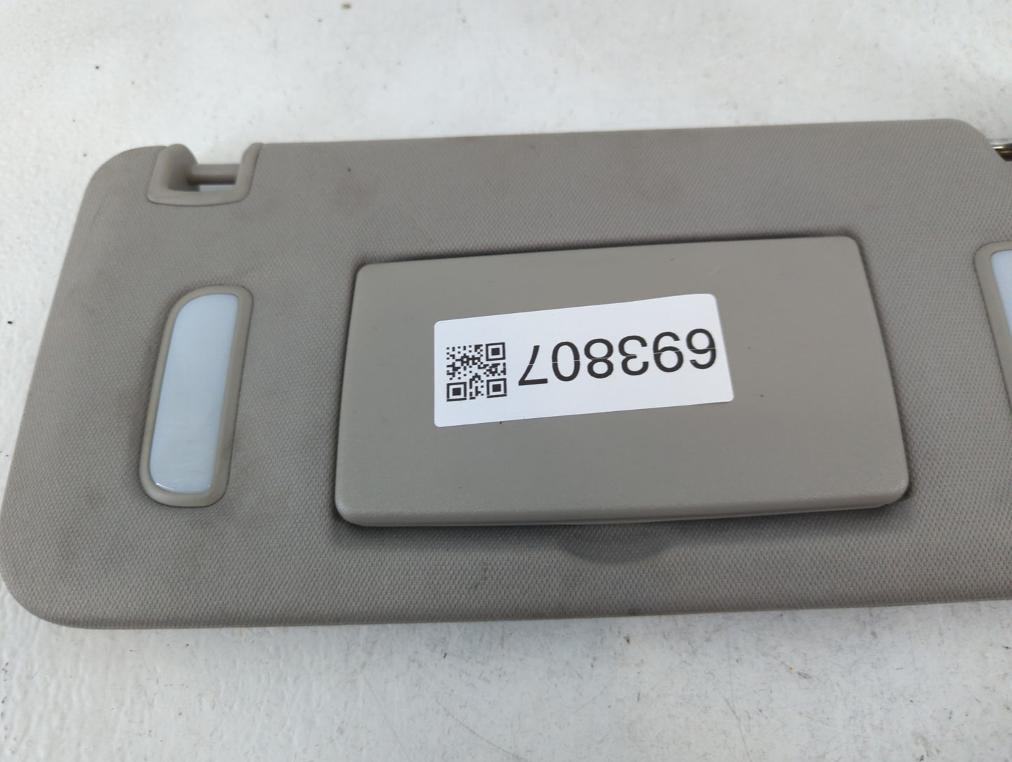 2010-2017 Chevrolet Equinox Sun Visor Shade Replacement Passenger Right Mirror Fits Fits 2010 2011 2012 2013 2014 2015 2016 