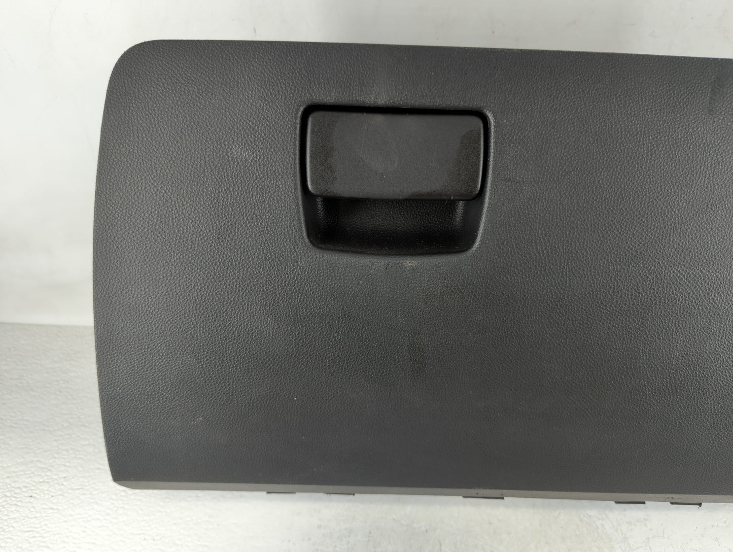 2017 Chevrolet Equinox Passenger Glove Box Door Storage Compartment 693825 - Oemusedautoparts1.com