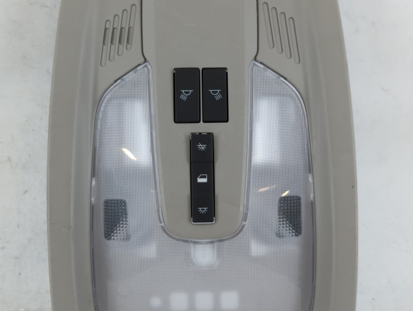 2017 Chevrolet Equinox Overhead Roof Console - Oemusedautoparts1.com