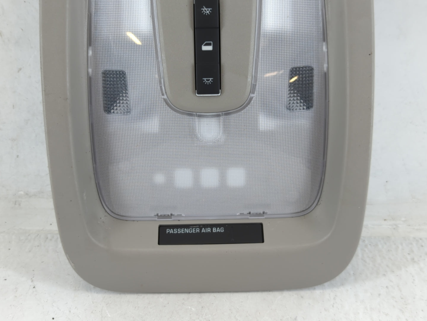 2017 Chevrolet Equinox Overhead Roof Console - Oemusedautoparts1.com