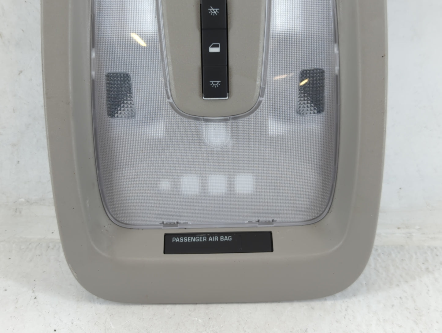 2017 Chevrolet Equinox Overhead Roof Console - Oemusedautoparts1.com