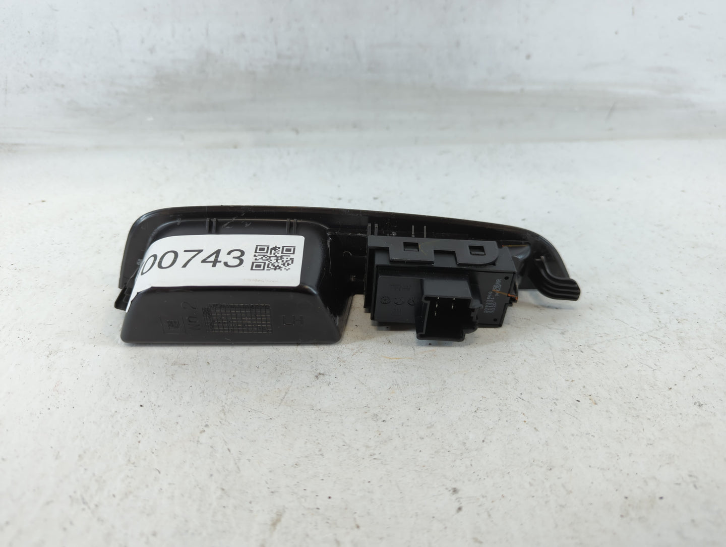 2010-2017 Chevrolet Equinox Master Power Window Switch Replacement Driver Side Left P/N:20933566 Fits OEM Used Auto Parts - 