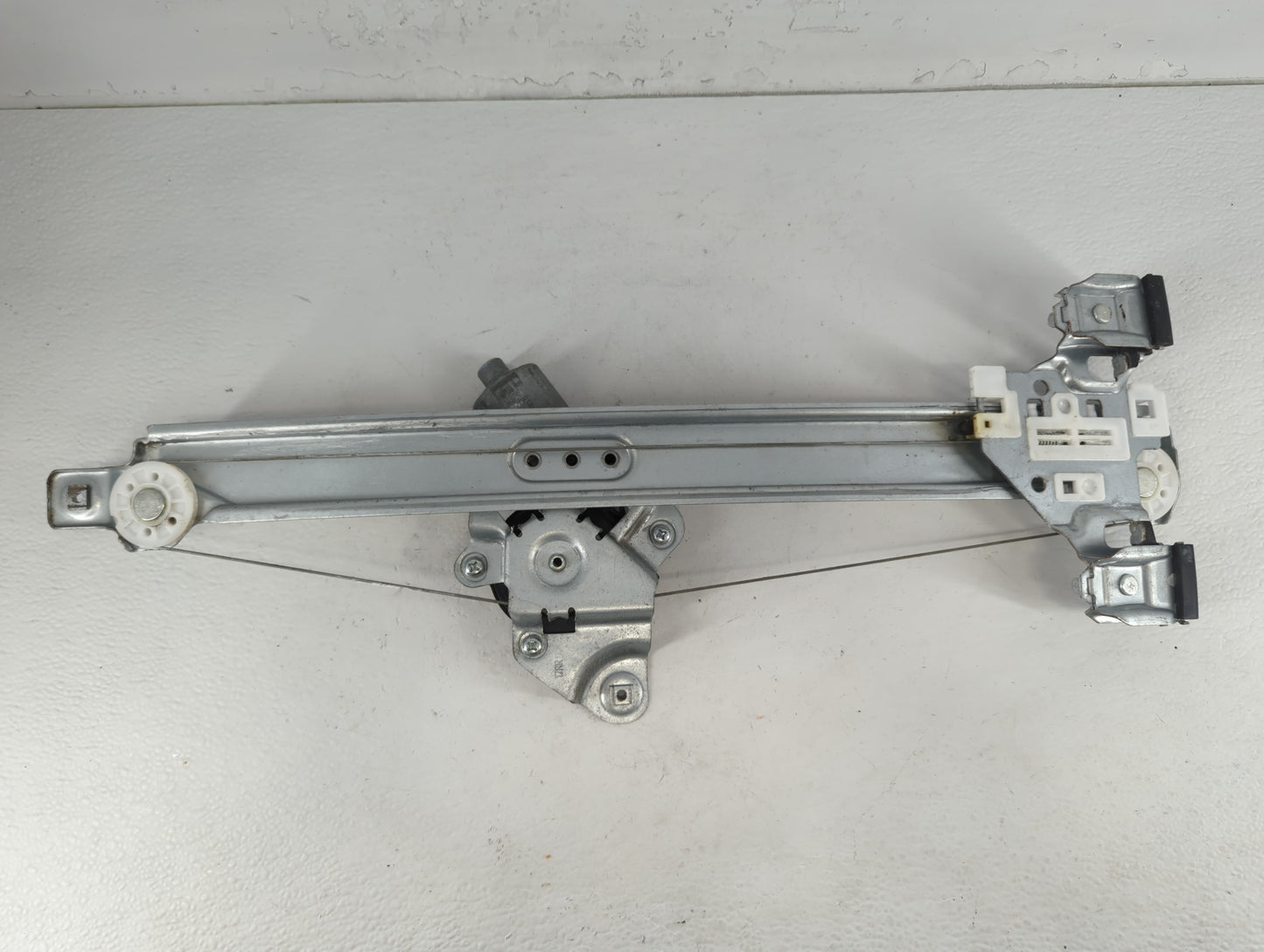 2012-2017 Chevrolet Equinox Window Regulator Right Passenger Rear - Oemusedautoparts1.com