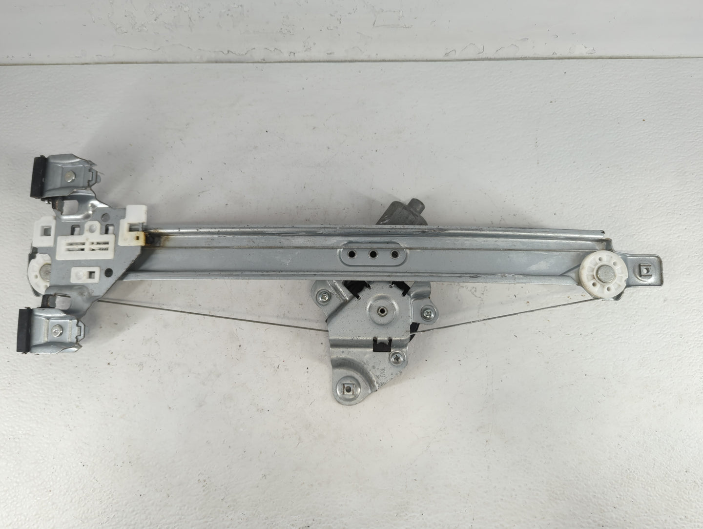 2012-2017 Chevrolet Equinox Driver Left Rear Window Regulator - Oemusedautoparts1.com