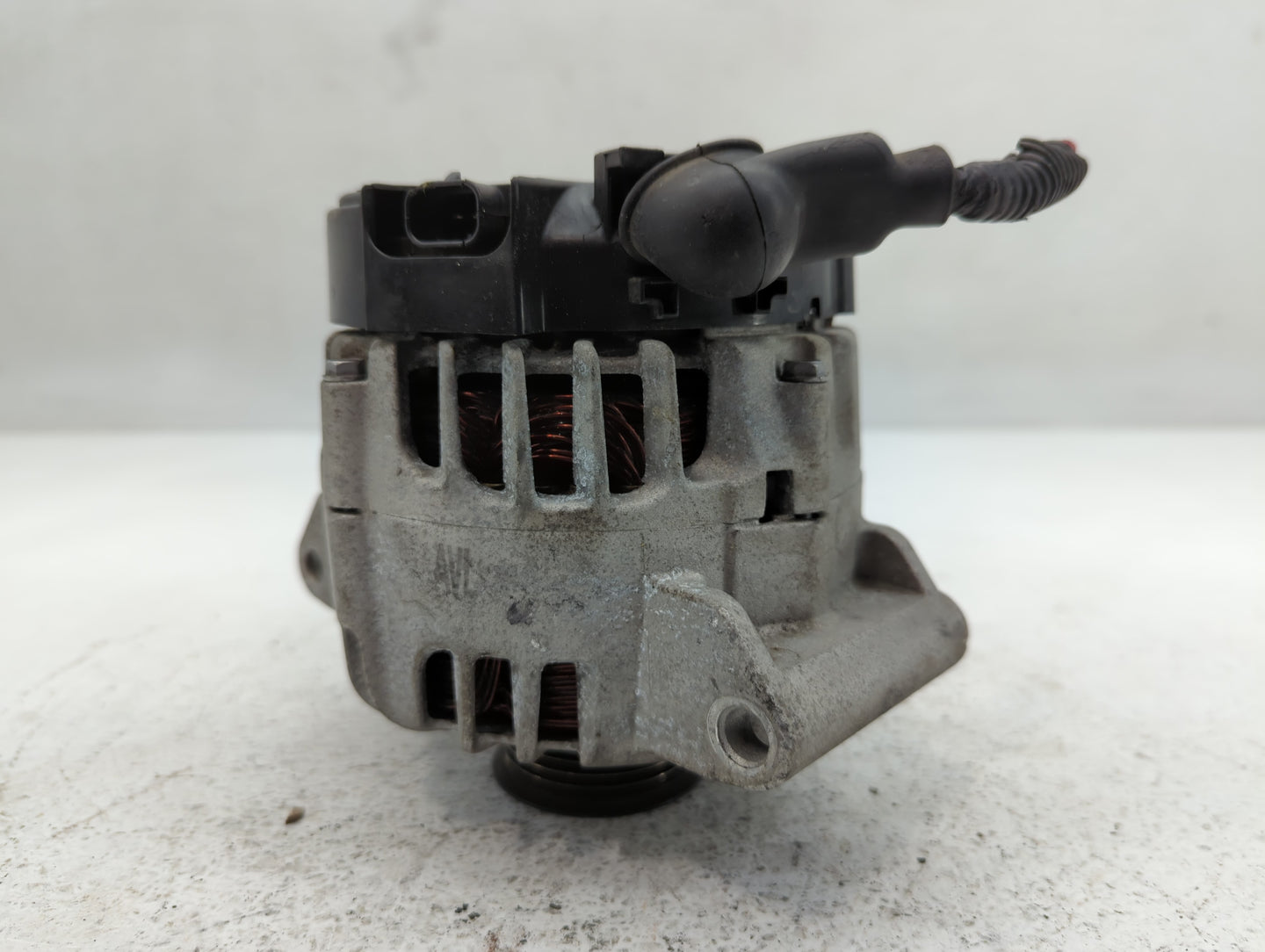 2010-2017 Chevrolet Equinox Alternator Replacement Generator Charging Assembly Engine OEM P/N:13512759 Fits OEM Used Auto Pa
