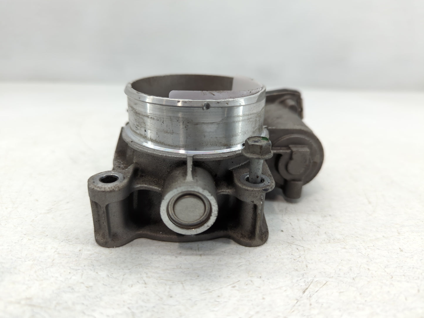 2016-2017 Chevrolet Equinox Throttle Body P/N:12669146AA Fits Fits 2016 2017 OEM Used Auto Parts - Oemusedautoparts1.com