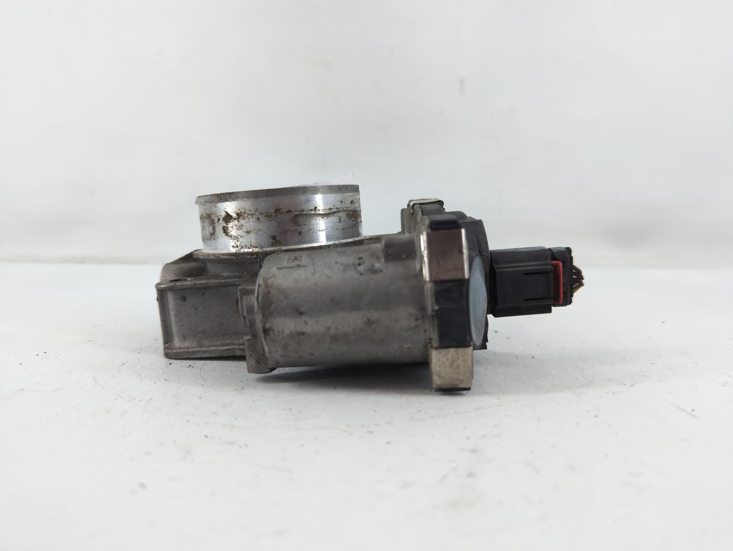 2016-2017 Chevrolet Equinox Throttle Body P/N:12670834AA Fits Fits 2016 2017 OEM Used Auto Parts - Oemusedautoparts1.com