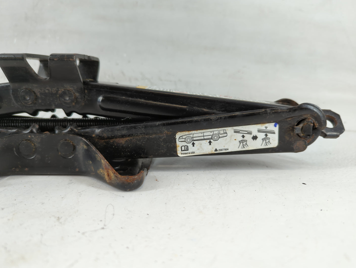 2017 Chevrolet Equinox Spare Scissor Car Jack - Oemusedautoparts1.com