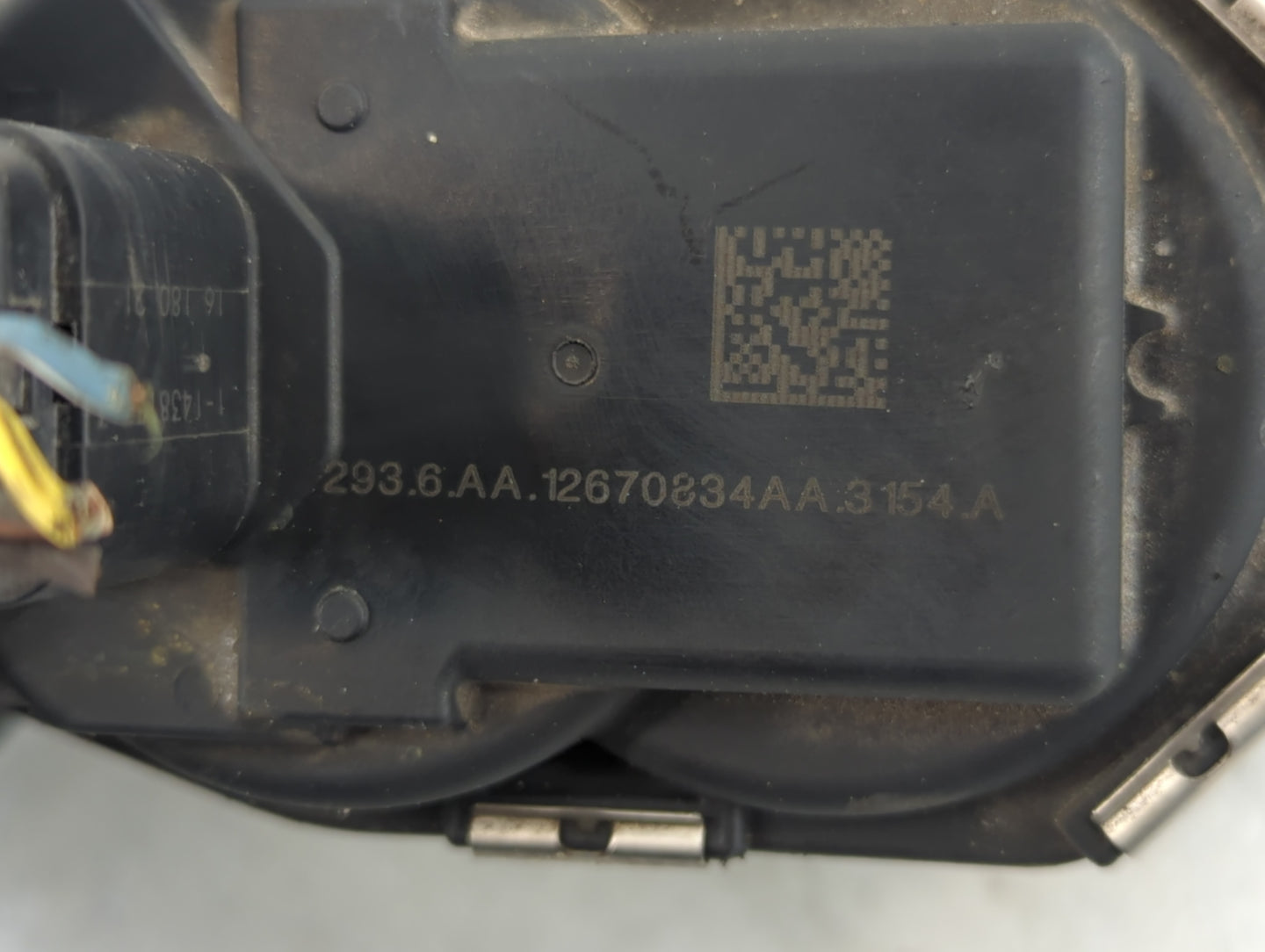 2016-2017 Chevrolet Equinox Throttle Body P/N:12669146AA Fits Fits 2016 2017 OEM Used Auto Parts - Oemusedautoparts1.com