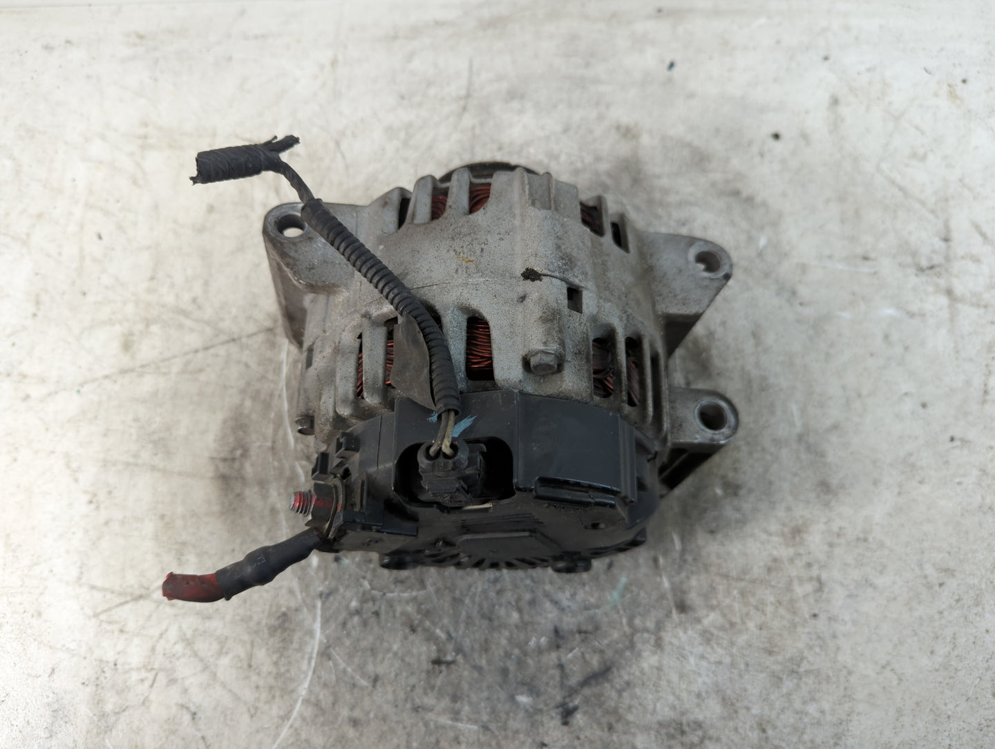 2010-2017 Chevrolet Equinox Alternator Replacement Generator Charging Assembly Engine OEM P/N:13588328 Fits OEM Used Auto Pa