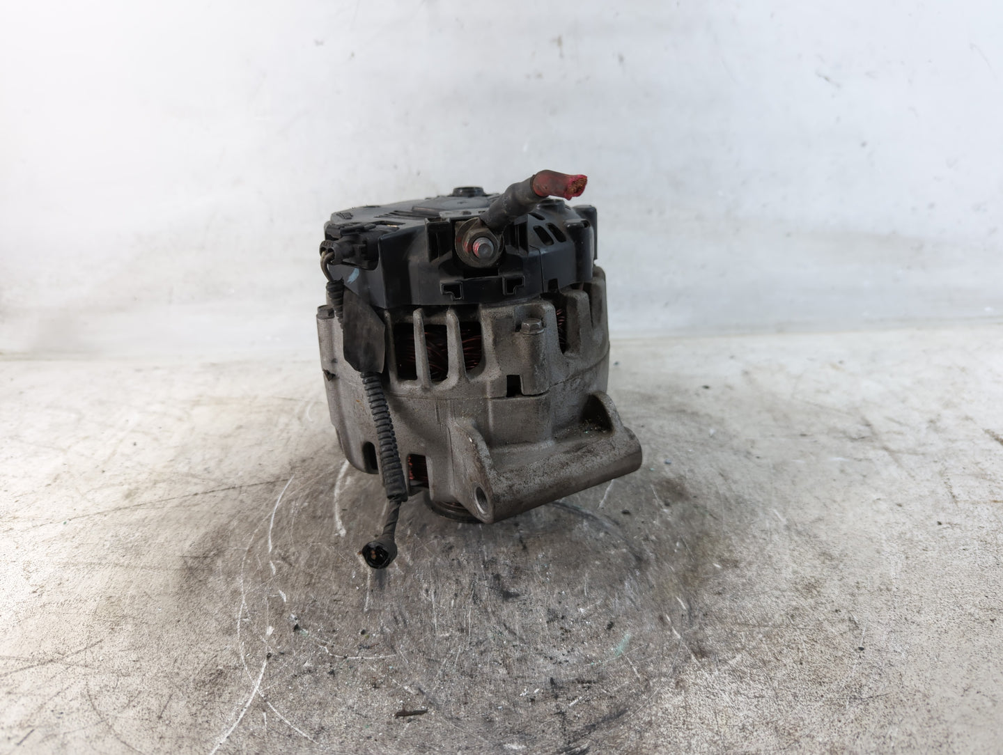 2010-2017 Chevrolet Equinox Alternator Replacement Generator Charging Assembly Engine OEM P/N:13588328 Fits OEM Used Auto Pa