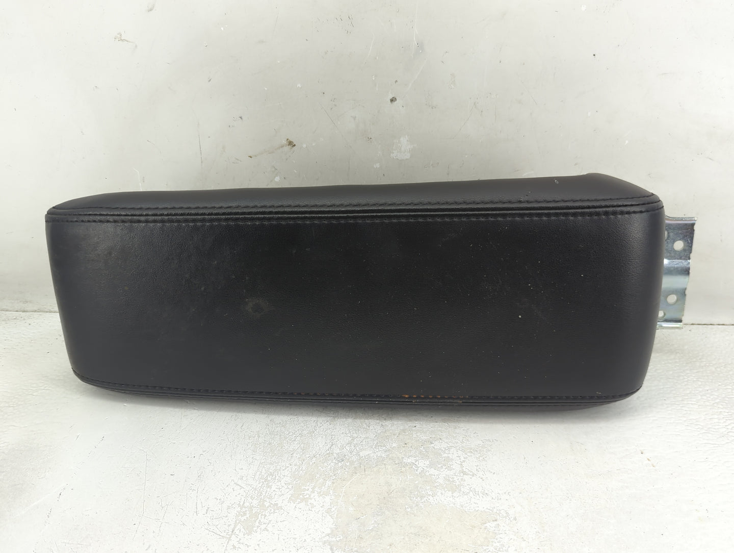 2016-2017 Chevrolet Equinox Center Console Armrest Cover Lid Fits Fits 2016 2017 OEM Used Auto Parts - Oemusedautoparts1.com