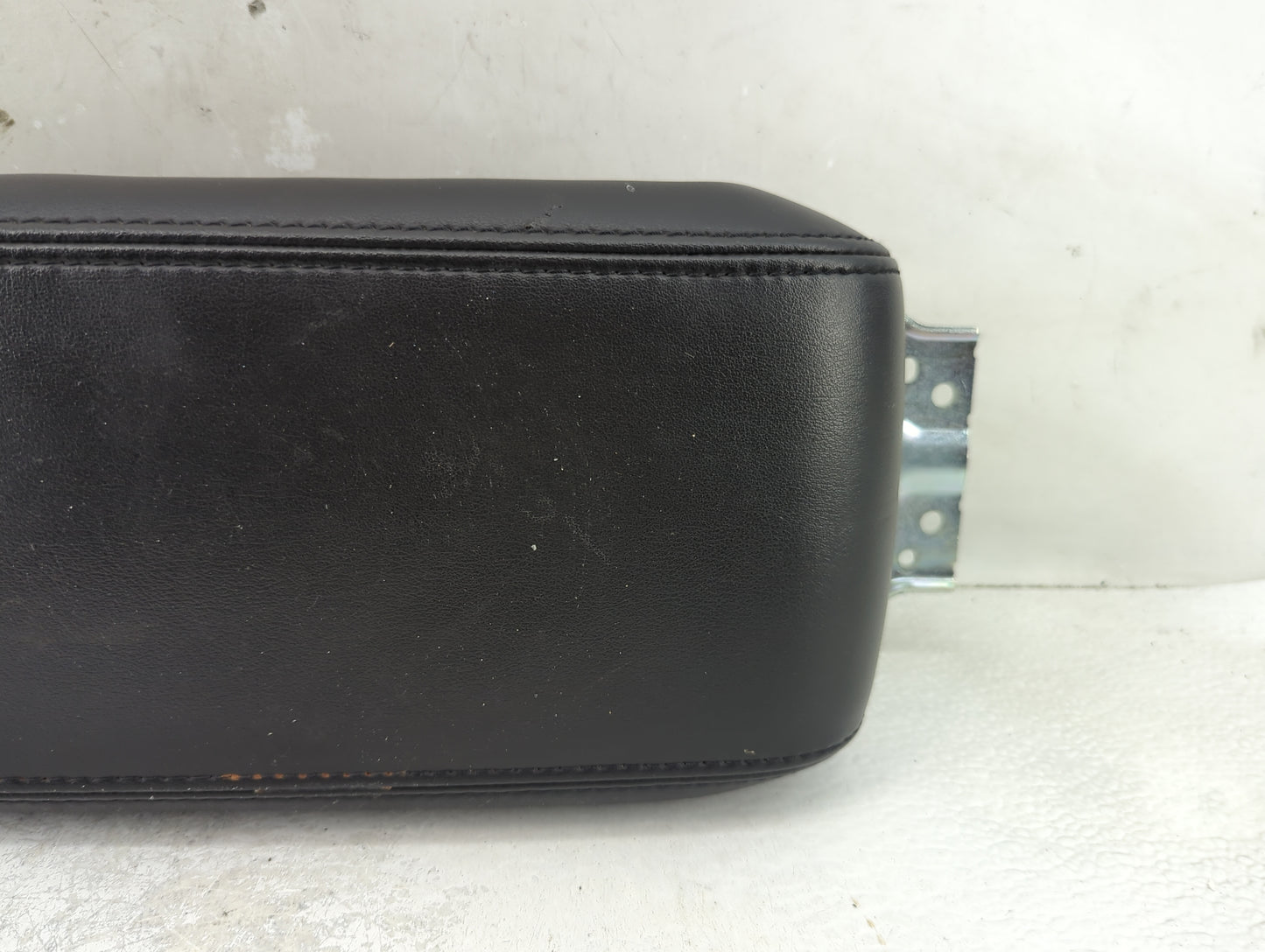 2016-2017 Chevrolet Equinox Center Console Armrest Cover Lid Fits Fits 2016 2017 OEM Used Auto Parts - Oemusedautoparts1.com