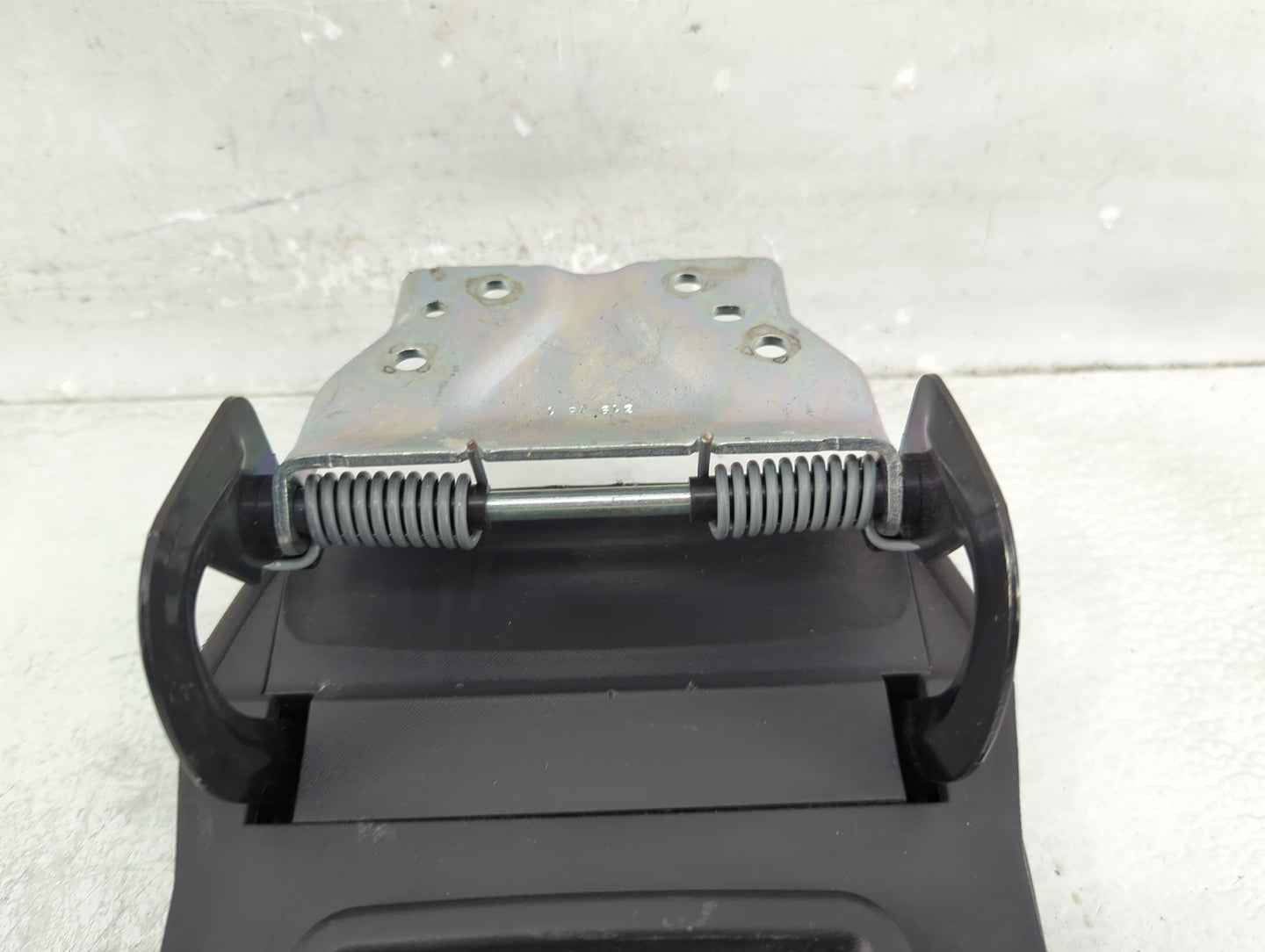 2016-2017 Chevrolet Equinox Center Console Armrest Cover Lid Fits Fits 2016 2017 OEM Used Auto Parts - Oemusedautoparts1.com