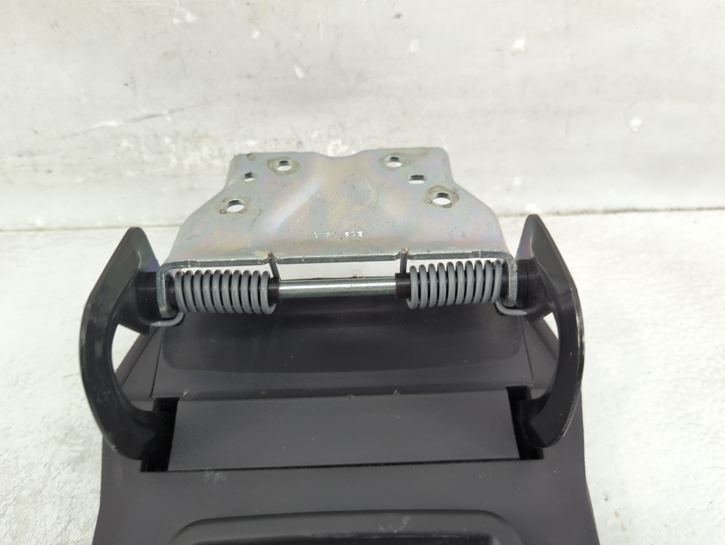 2016-2017 Chevrolet Equinox Center Console Armrest Cover Lid Fits Fits 2016 2017 OEM Used Auto Parts - Oemusedautoparts1.com