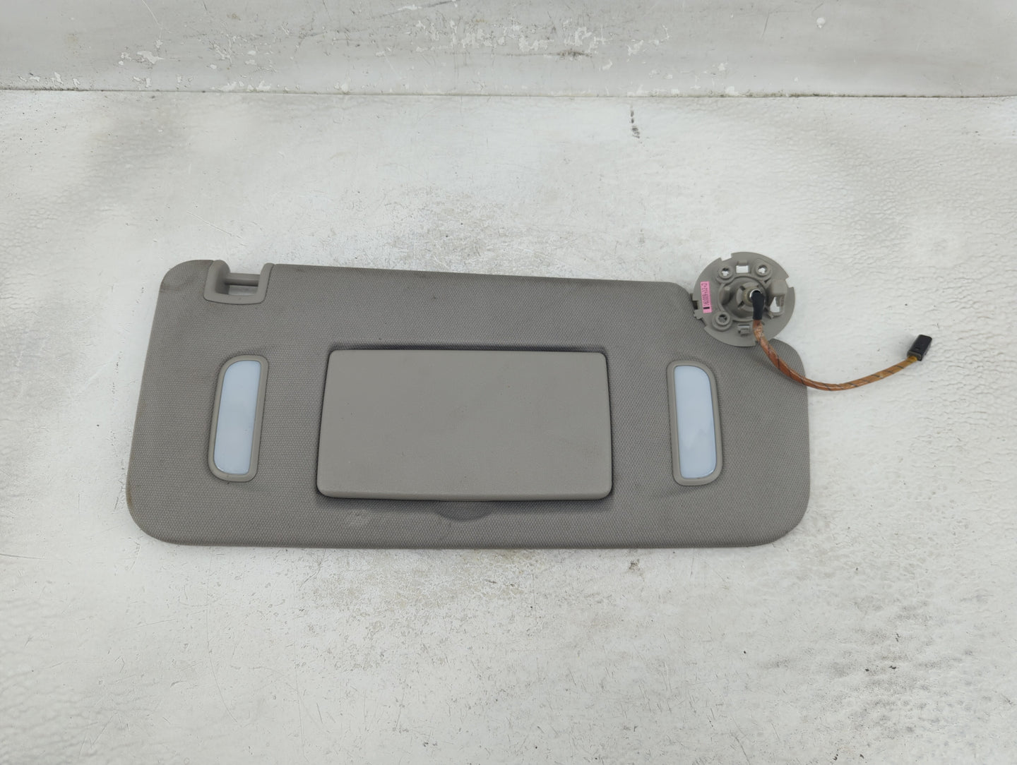 2010-2017 Chevrolet Equinox Sun Visor Shade Replacement Passenger Right Mirror Fits Fits 2010 2011 2012 2013 2014 2015 2016 