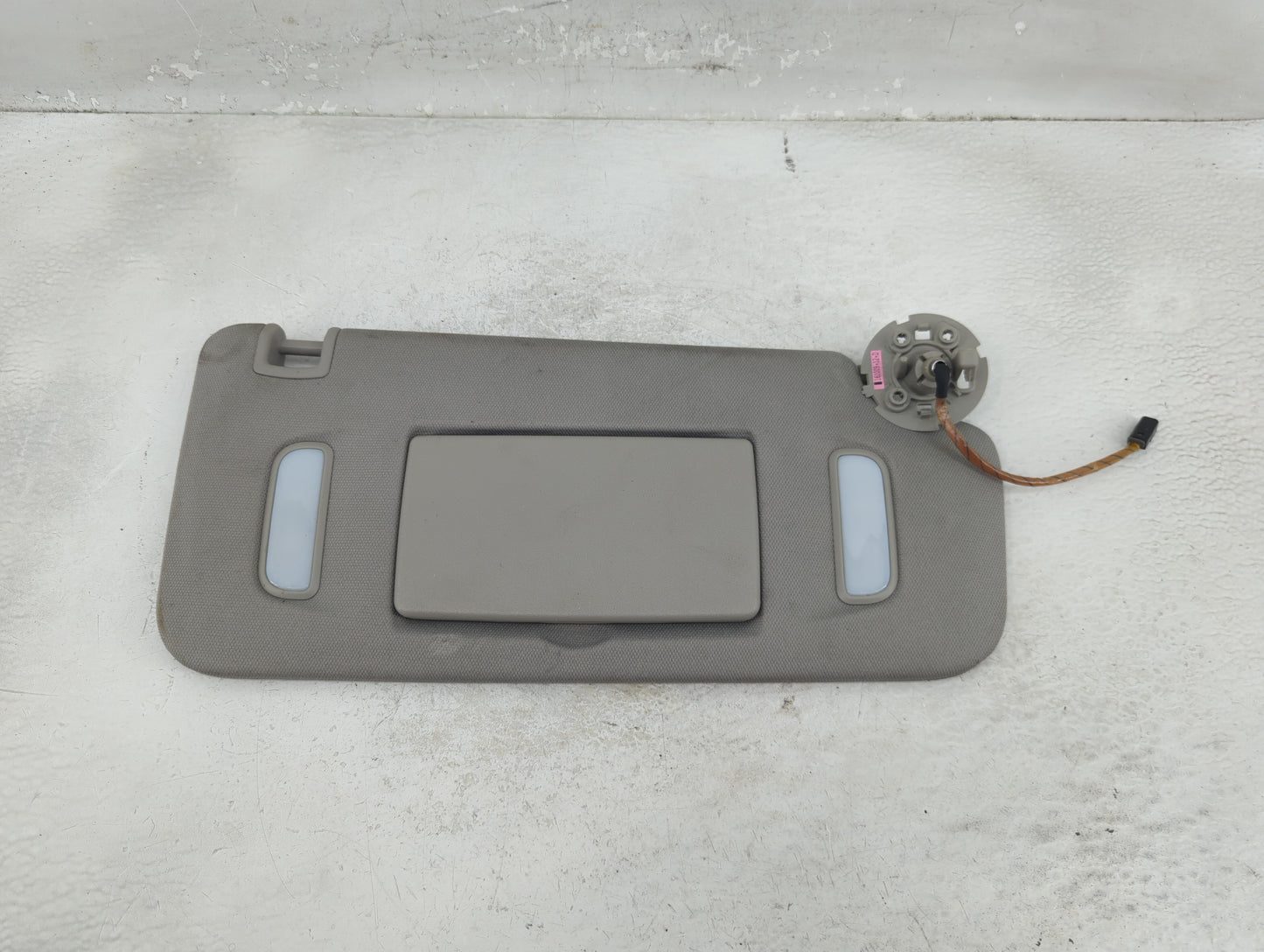 2010-2017 Chevrolet Equinox Sun Visor Shade Replacement Passenger Right Mirror Fits Fits 2010 2011 2012 2013 2014 2015 2016 