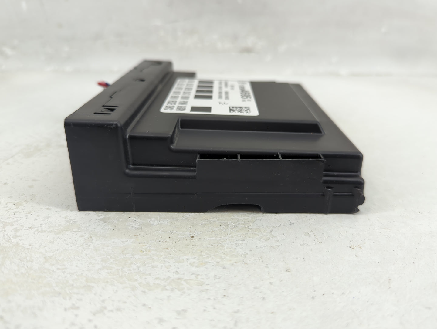 2016-2017 Chevrolet Equinox Body Control Module Bcm Inner Cabin Fuse Box - Oemusedautoparts1.com
