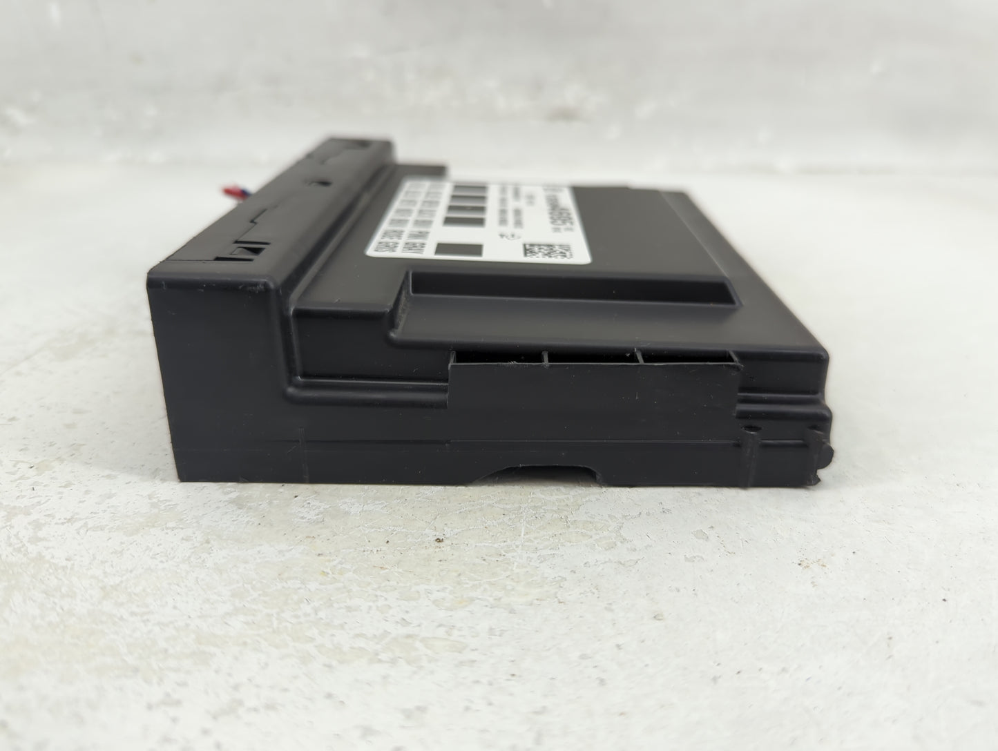 2016-2017 Chevrolet Equinox Body Control Module Bcm Inner Cabin Fuse Box - Oemusedautoparts1.com