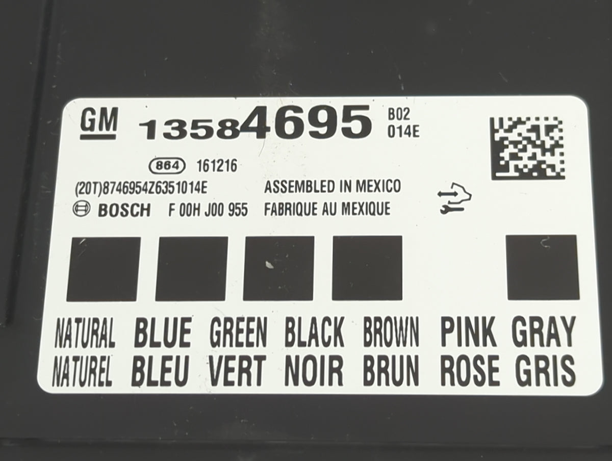 2016-2017 Chevrolet Equinox Body Control Module Bcm Inner Cabin Fuse Box 823716 - Oemusedautoparts1.com
