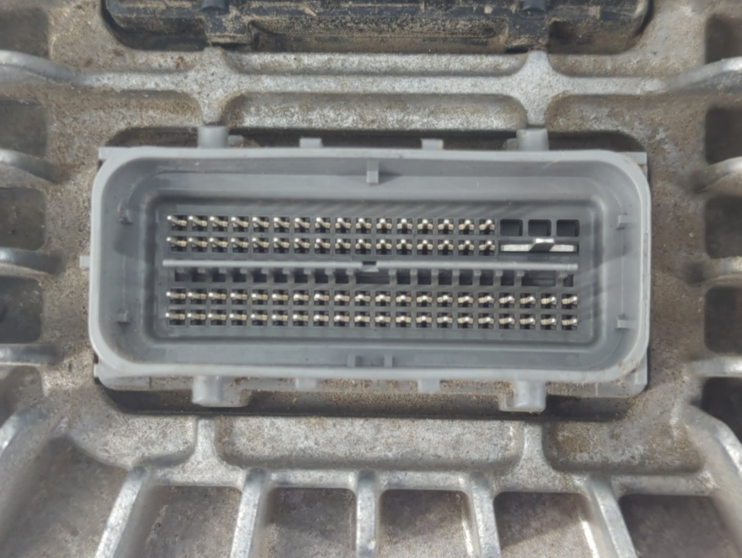 2017 Chevrolet Equinox PCM Engine Control Computer ECU ECM PCU OEM P/N:12667189 E39A Fits Fits 2018 2019 2020 OEM Used Auto 