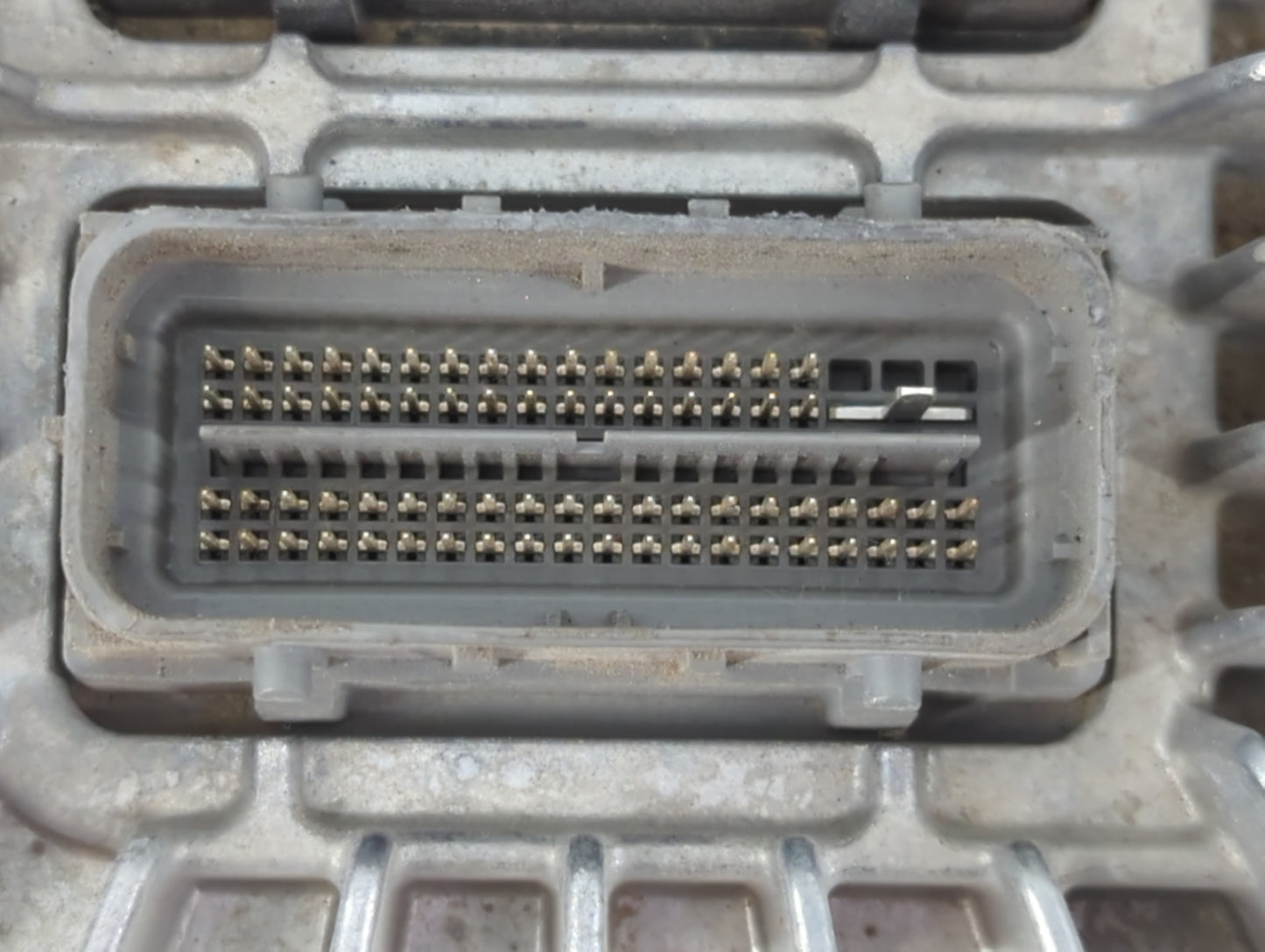 2017 Chevrolet Equinox PCM Engine Control Computer ECU ECM PCU OEM P/N:12667002 12667189 Fits Fits 2018 2019 2020 OEM Used A
