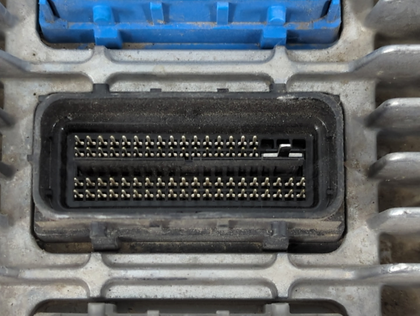 2017 Chevrolet Equinox PCM Engine Control Computer ECU ECM PCU OEM P/N:12667002 12667189 Fits Fits 2018 2019 2020 OEM Used A