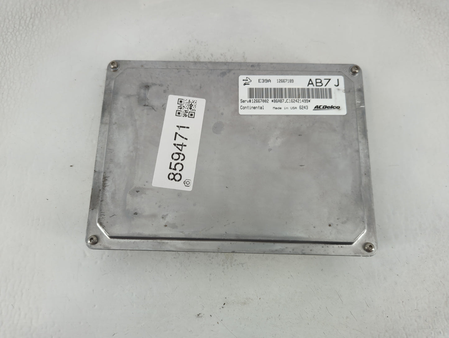 2017 Chevrolet Equinox PCM Engine Control Computer ECU ECM PCU OEM P/N:12667189 12667002 Fits Fits 2018 2019 2020 OEM Used A