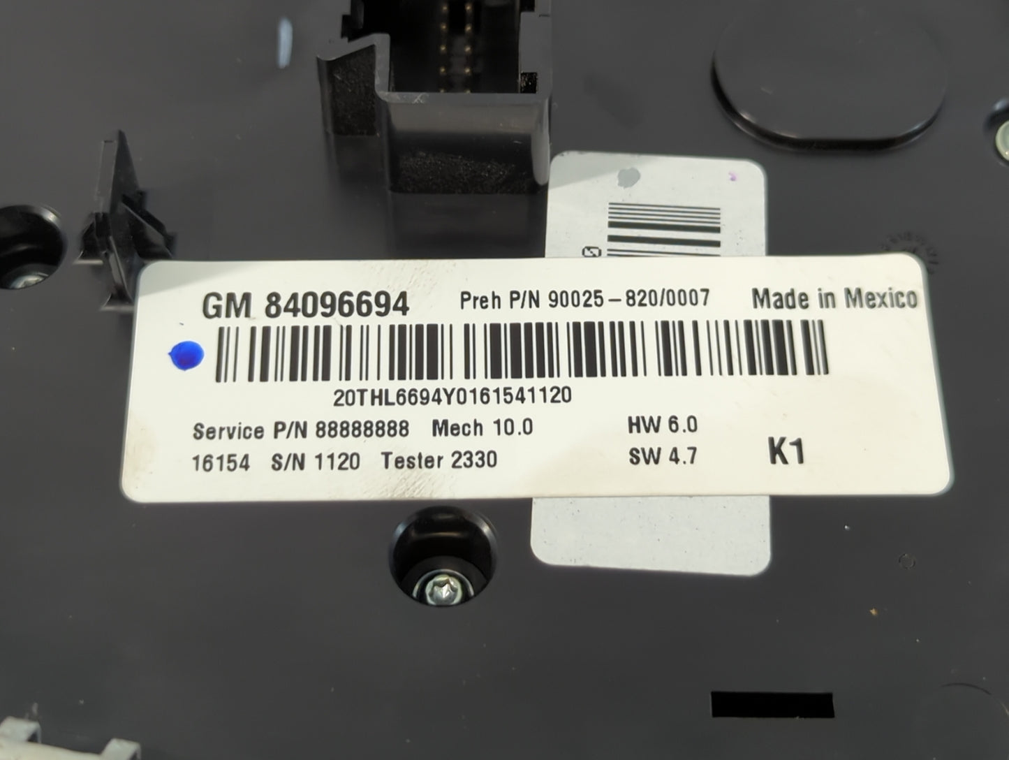 2016-2017 Chevrolet Equinox Radio AM FM Cd Player Receiver Replacement P/N:84096694 Fits Fits 2016 2017 OEM Used Auto Parts 