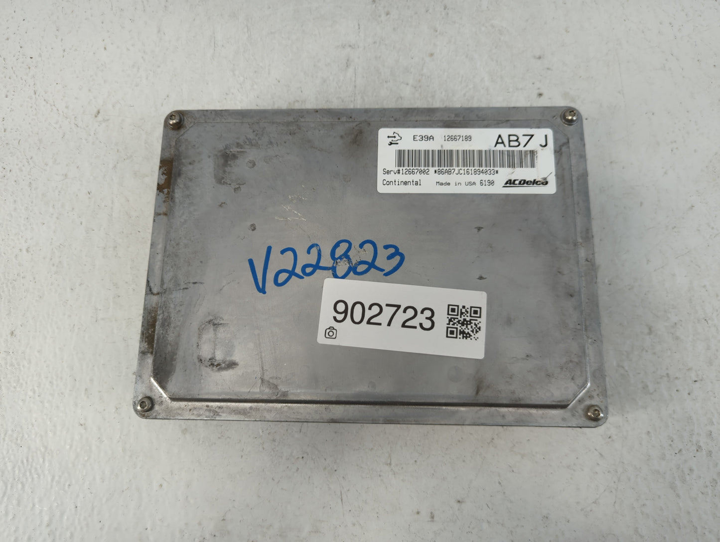 2017 Chevrolet Equinox PCM Engine Control Computer ECU ECM PCU OEM P/N:12667189 E39A Fits Fits 2018 2019 2020 OEM Used Auto 